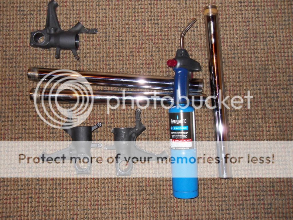 Inner Fork Tube/Brake Caliper Mount Leak Suzuki GSXR Motorcycle