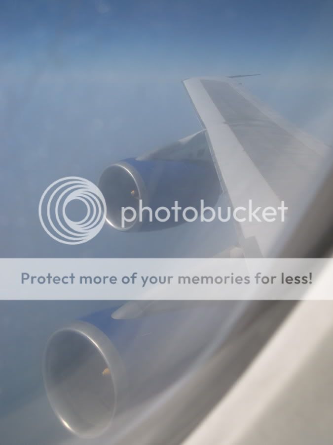 http://i885.photobucket.com/albums/ac57/chefsalat/Transaero%20747/Bild021.jpg